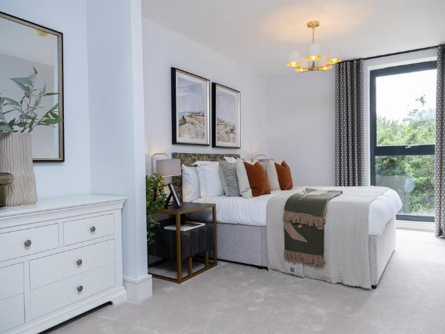 Flat for sale in Blossomfield, West Midlands