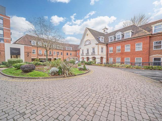 Flat for sale in Blossomfield, West Midlands