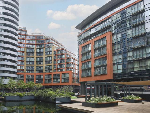 Flat for sale in Paddington, Greater London