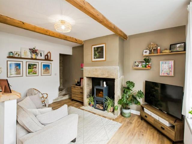 Flat for sale in Elland, West Yorkshire