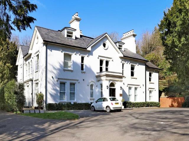 Flat for sale in Beaconsfield and Chepping Wye Community Board, Loudwater