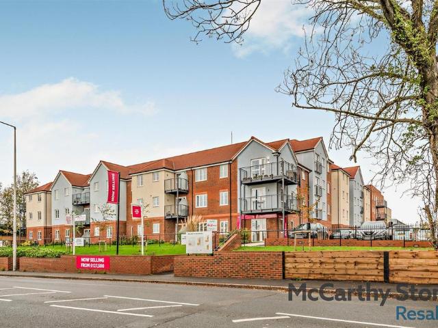 Flat for sale in Brixington, East Devon