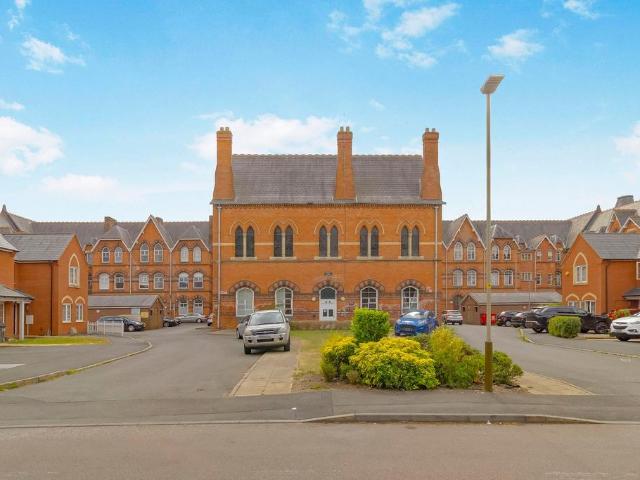 Flat for sale in Old Wharf, City Of Leicester