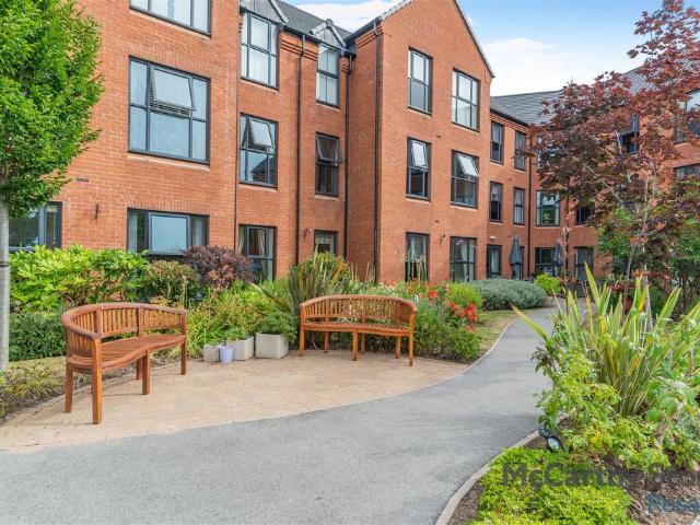 Flat for sale in Riverside, Redditch