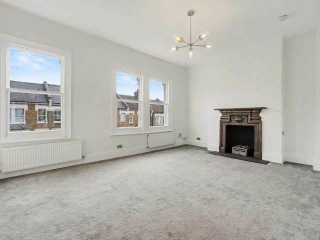 Flat for sale in Kensal Town, Isle Of Man
