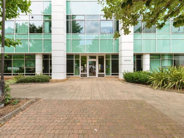 Flat for sale in Fretherne, Hertfordshire