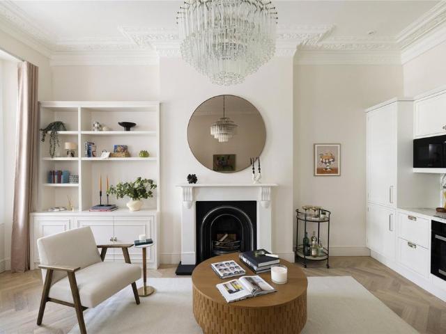 Flat for sale in Notting Hill, Greater London