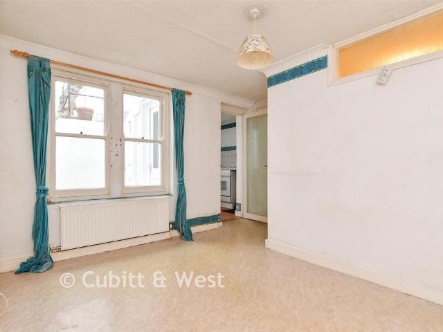 Flat for sale in Brunswick, Brighton & Hove