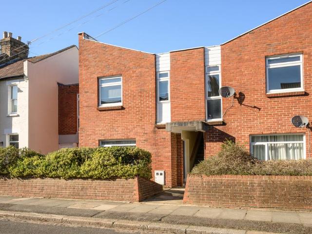 Flat for sale in London Borough of Merton, Greater London