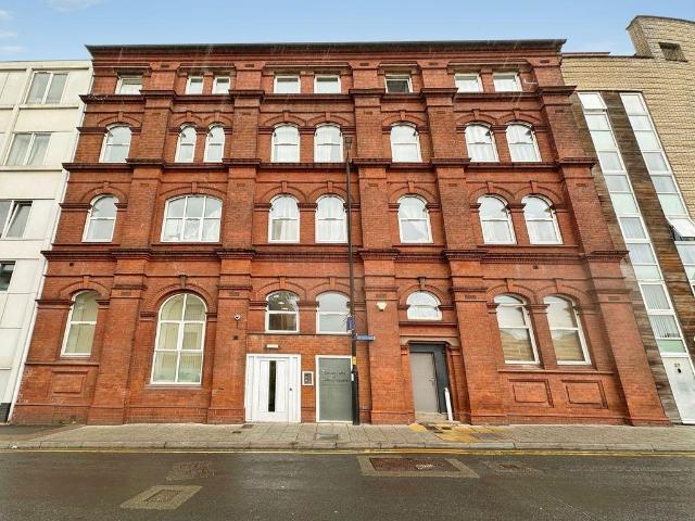 Flat for sale in West Midlands