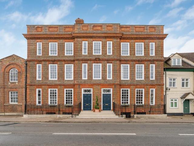 Flat for sale in Caldecott, Vale of White Horse