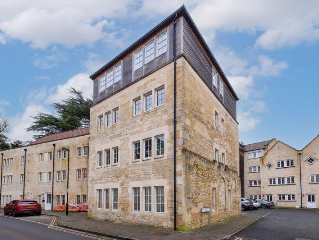 Flat for sale in Avoncliff, Wiltshire