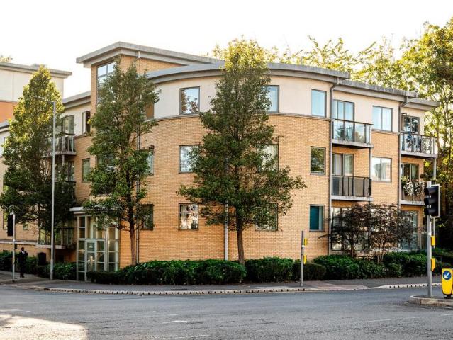 Flat for sale in High Wycombe Community Board, Buckinghamshire