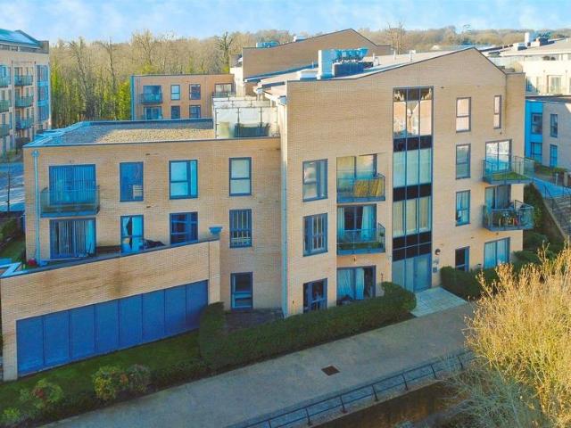 Flat for sale in Pouchen End, Isle Of Man
