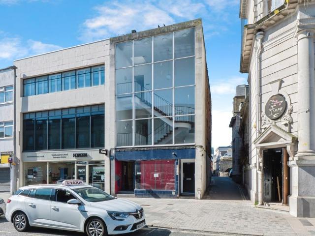 Flat for sale in St Mary's, Isle Of Man