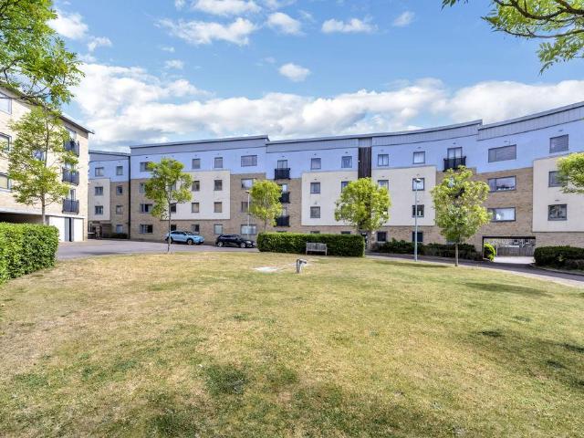 Flat for sale in Chedburgh, Suffolk