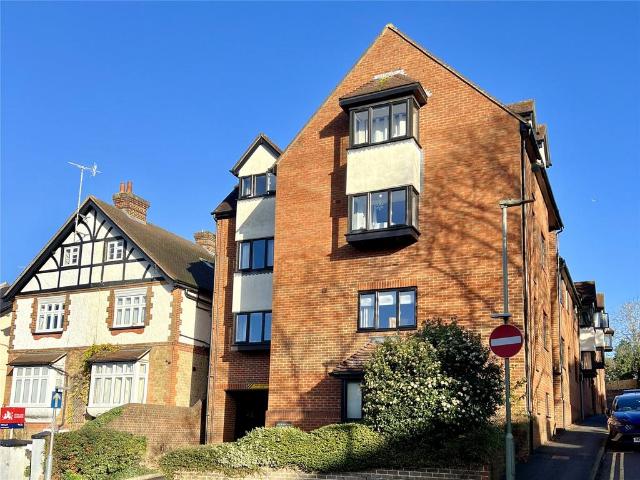 Flat for sale in Charlotteville, Westborough