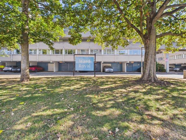 Flat for sale in Clewer Village, Windsor