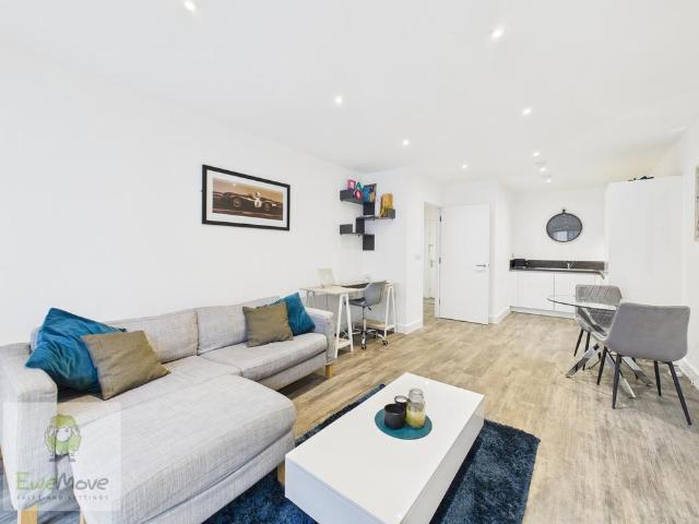 Flat for sale in Troy Town, Rochester