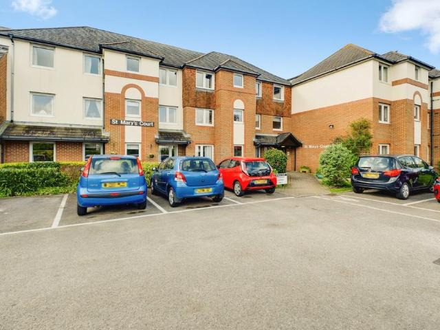 Flat for sale in Wick, Bournemouth