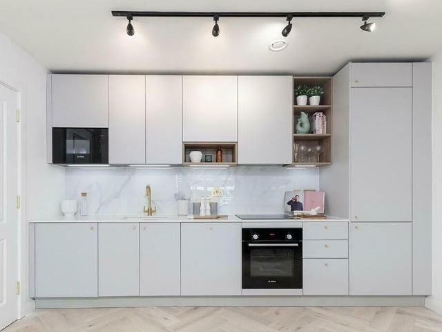 Flat for sale in Thorpe, West Yorkshire