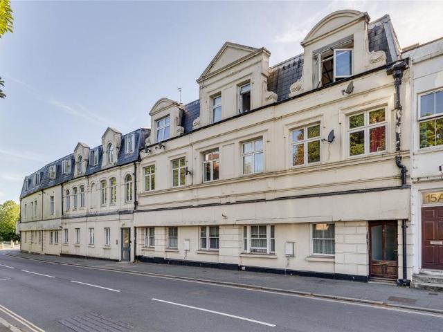 Flat for sale in World's End, Perryfields