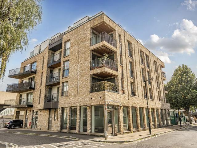 Flat for sale in The Borough, Greater London