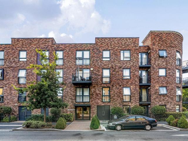 Flat for sale in Stanmore Place, Greater London