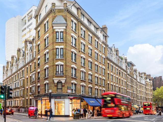 Flat for sale in Covent Garden, Mayfair