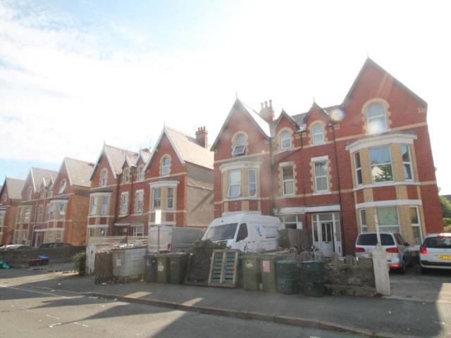 Flat for sale in Colwyn Bay