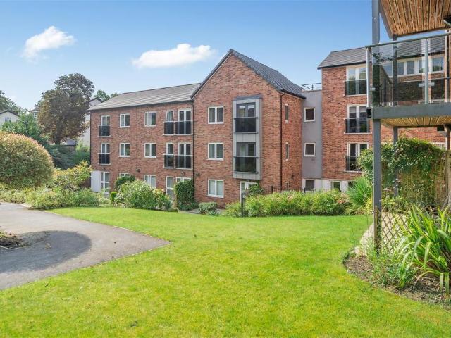 Flat for sale in Eccles, Salford