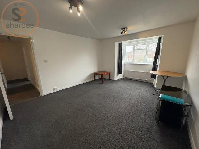 Flat for sale in London Borough of Croydon, Greater London