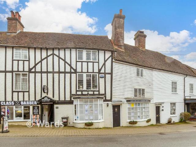 Flat for sale in Sandown Park, Kent