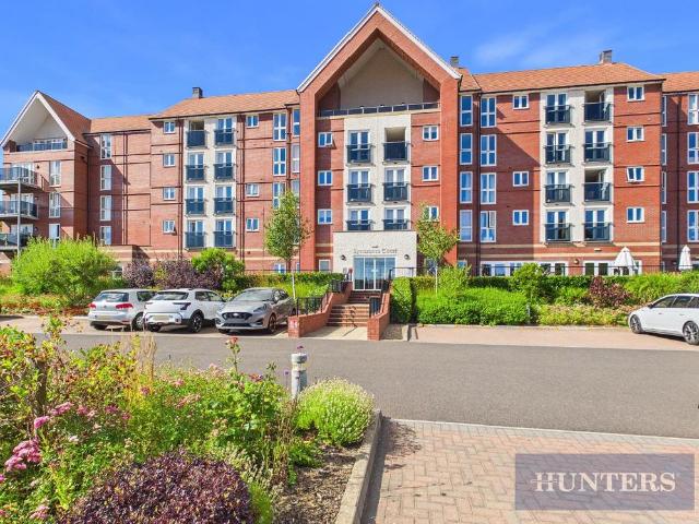Flat for sale in South Cliff, Kepwick