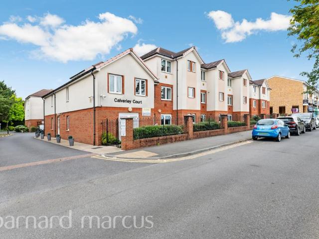 Flat for sale in West Ewell, Ewell