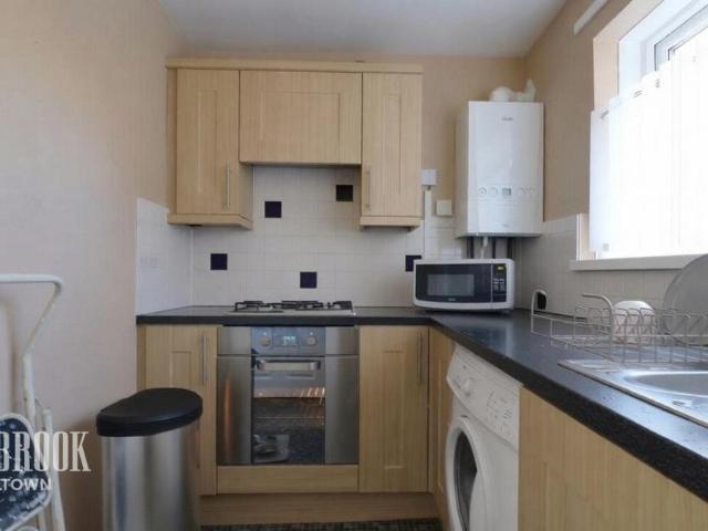 Flat for sale in Firshill Estate, Sheffield