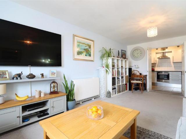 Flat for sale in St Helier, Greater London