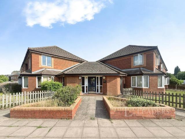 Flat for sale in Bedford