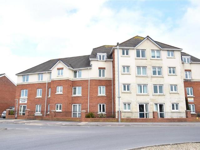 Flat for sale in Chard Town, Chard