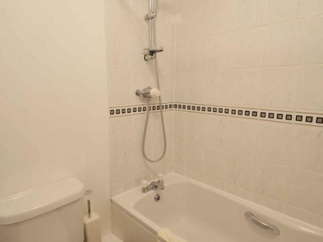 Flat for sale in Slough