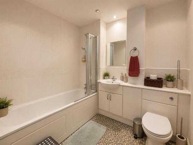 Flat for sale in Roding Riverside, Greater London