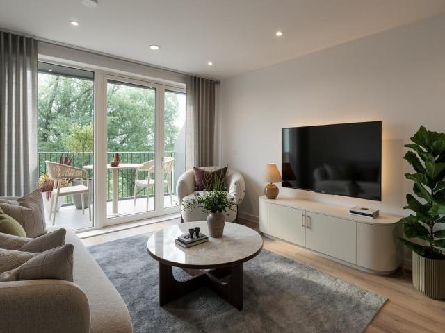 Flat for sale in North Wembley, Greater London