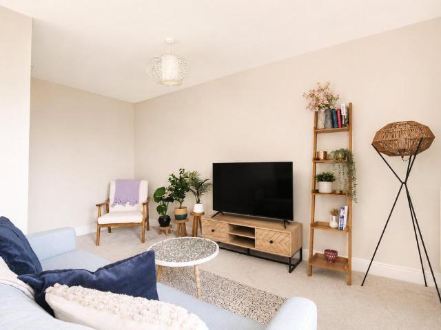 Flat for sale in Feckenham, City Of Bristol