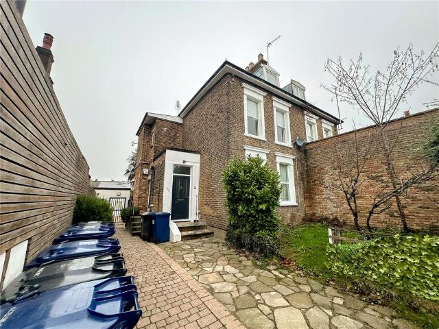 Flat for sale in Finchley, Isle Of Man
