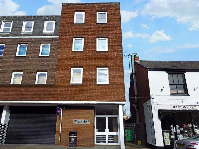 Flat for sale in Walton, Aylesbury