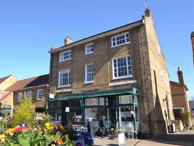 Flat for sale in Colliers End, Hertfordshire