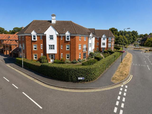 Flat for sale in South Woodham Ferrers, Chelmsford