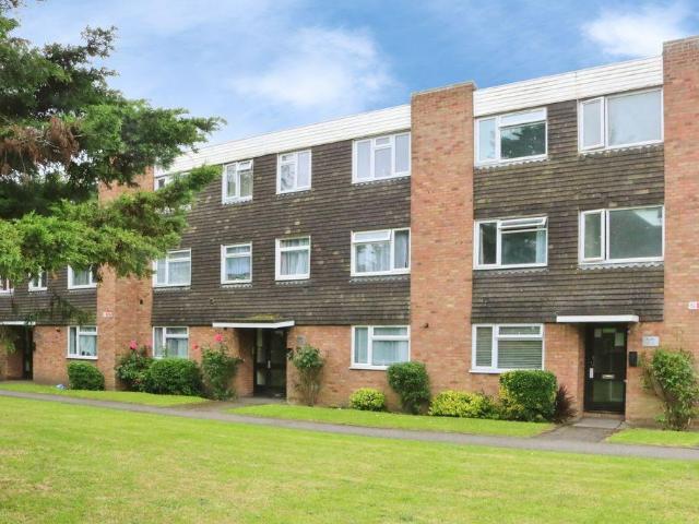 Flat for sale in Colnbrook with Poyle, Slough