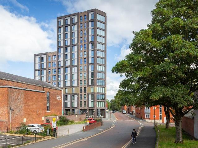 Flat for sale in Avenham, Higher Bartle