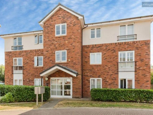 Flat for sale in Stapeley and District, Stapeley